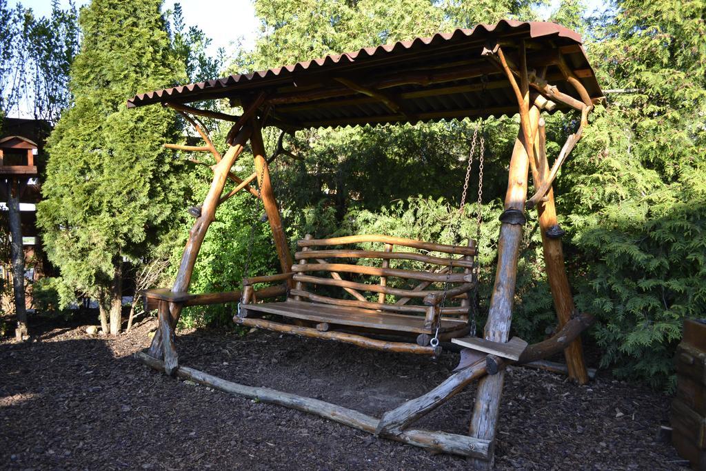 Restaurant a penzion Steak Station Pardubice Exterior foto